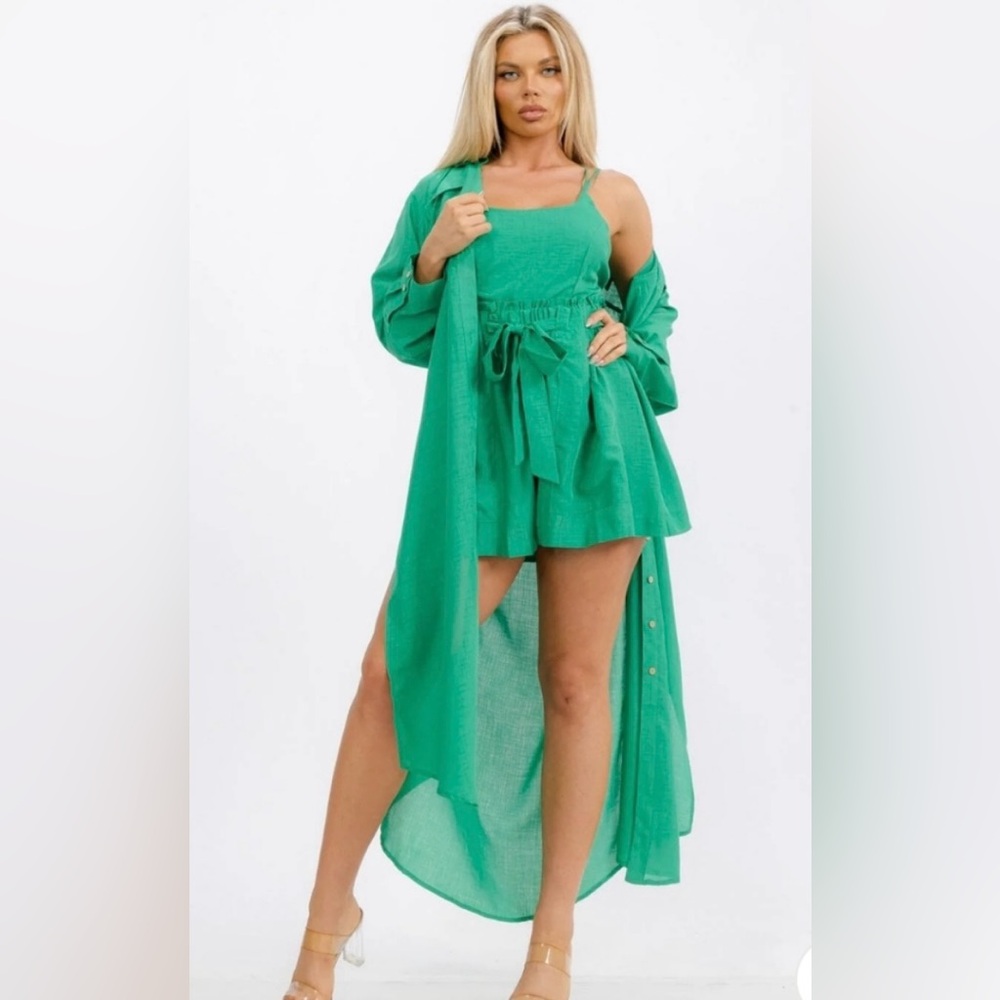 NWT THE CLOTHING COMPANY LONG SLEEVE CARDIGAN & OPEN BACK ROMPER 2PC SET. SZ LG.
